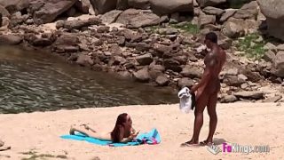 Casal caiu na net praia fazendo sexo