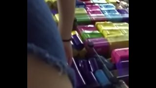 Safada de saia curta
