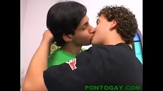 Sexo gay com o entregador