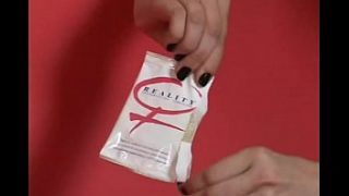 Video de como usar camisinha feminina
