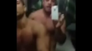 Sexo gay brasileiro falando putaria