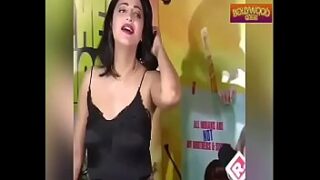 Shruti haasan hot boobs