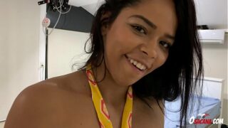 Lorena Antônia Delmiro de Betim faz sexo no seu barraco no bairro taquaril