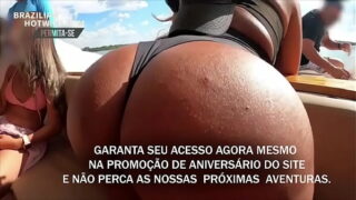 Brazilian hotwife ménage 68