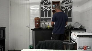 Pau grande e groso no cu
