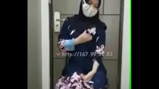 Bokep terbaru ibu indo jilbab crotindo