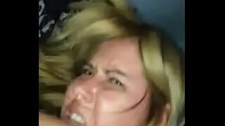 Video de mulher pelada fazendo sexo anal