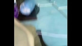 Con trai thủ dâm anime