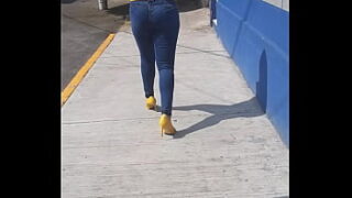 String thong nita